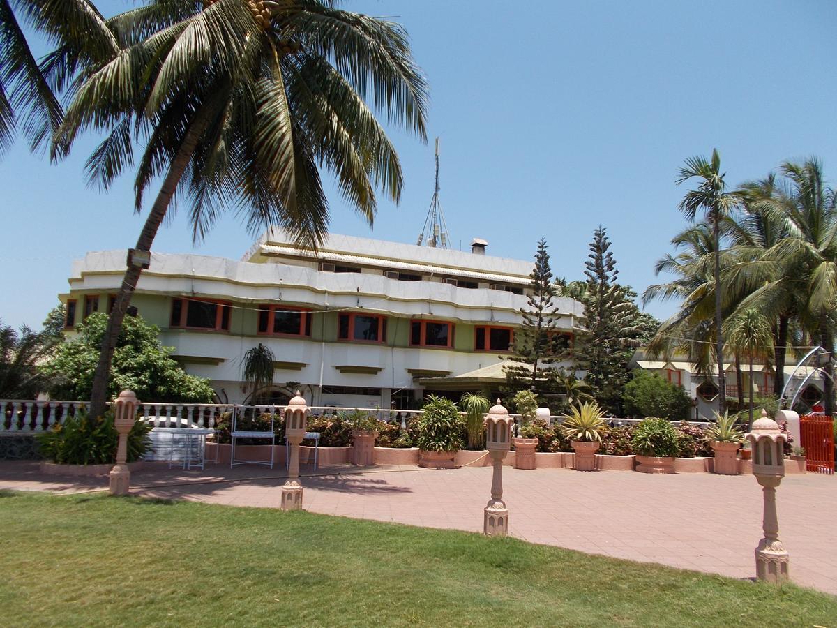 Sandy Resort Daman Exterior foto